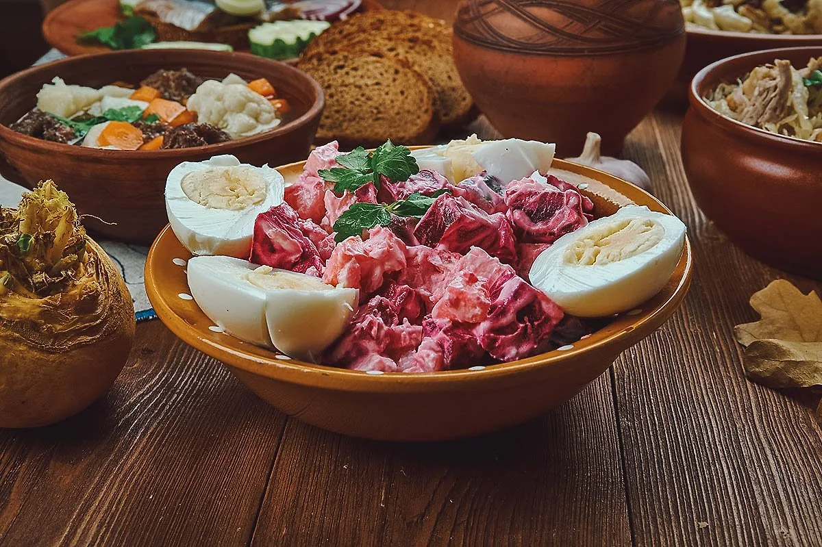 năm mới tại estonia Will Fly For Food