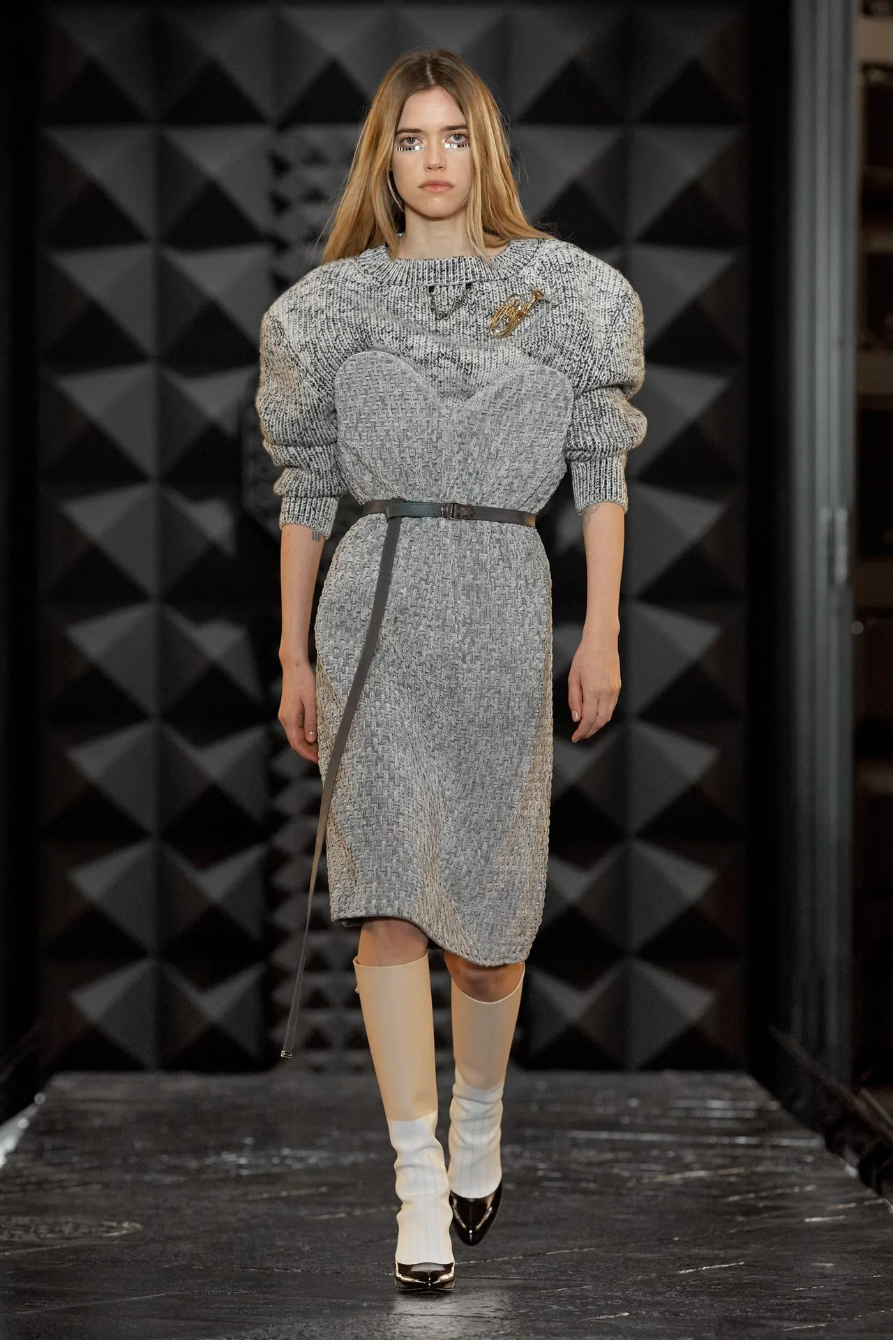 00007-louis-vuitton-fall-2023-ready-to-wear-credit-gorunway