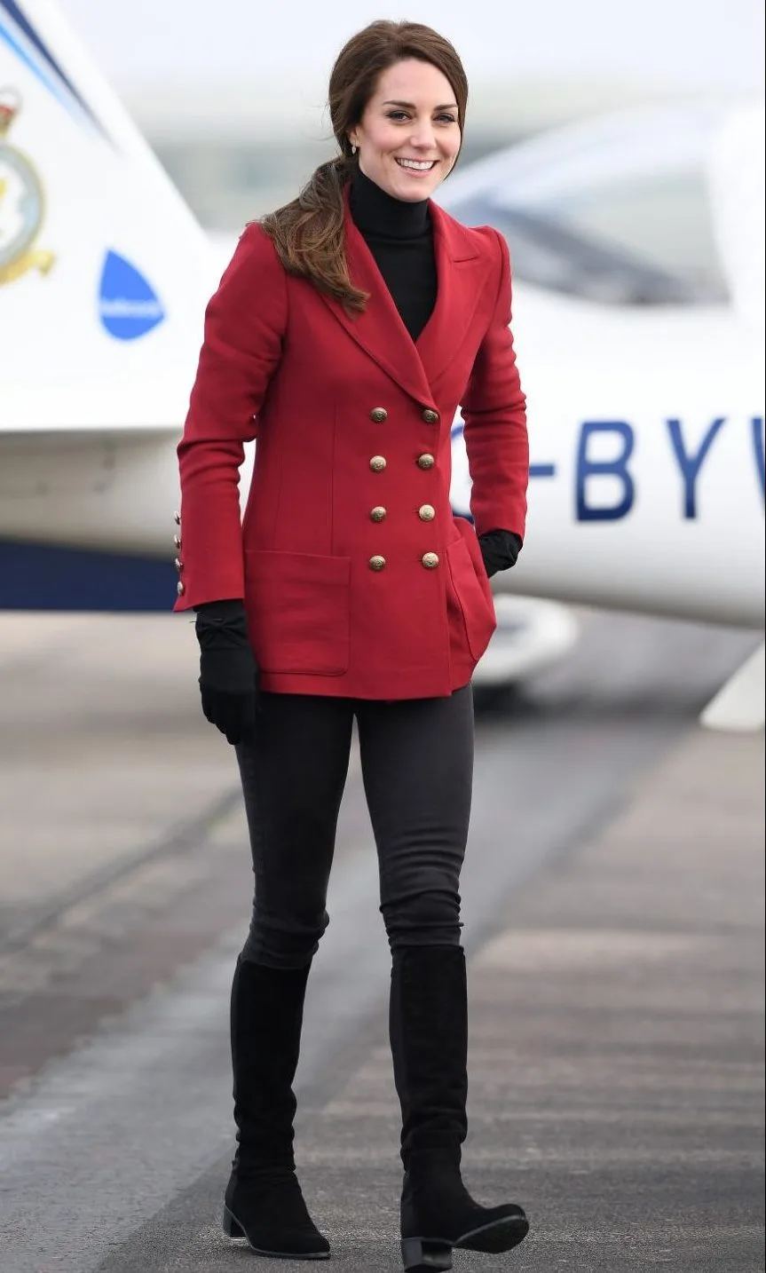 Chiêm ngưỡng 10 đôi giày Công nương Kate Middleton cưng chiều nhất Chiêm ngưỡng 10 đôi giày Công nương Kate Middleton cưng chiều nhất