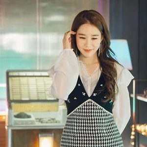 Thời trang trong phim: Chạm đến tim em (Touch your heart)
