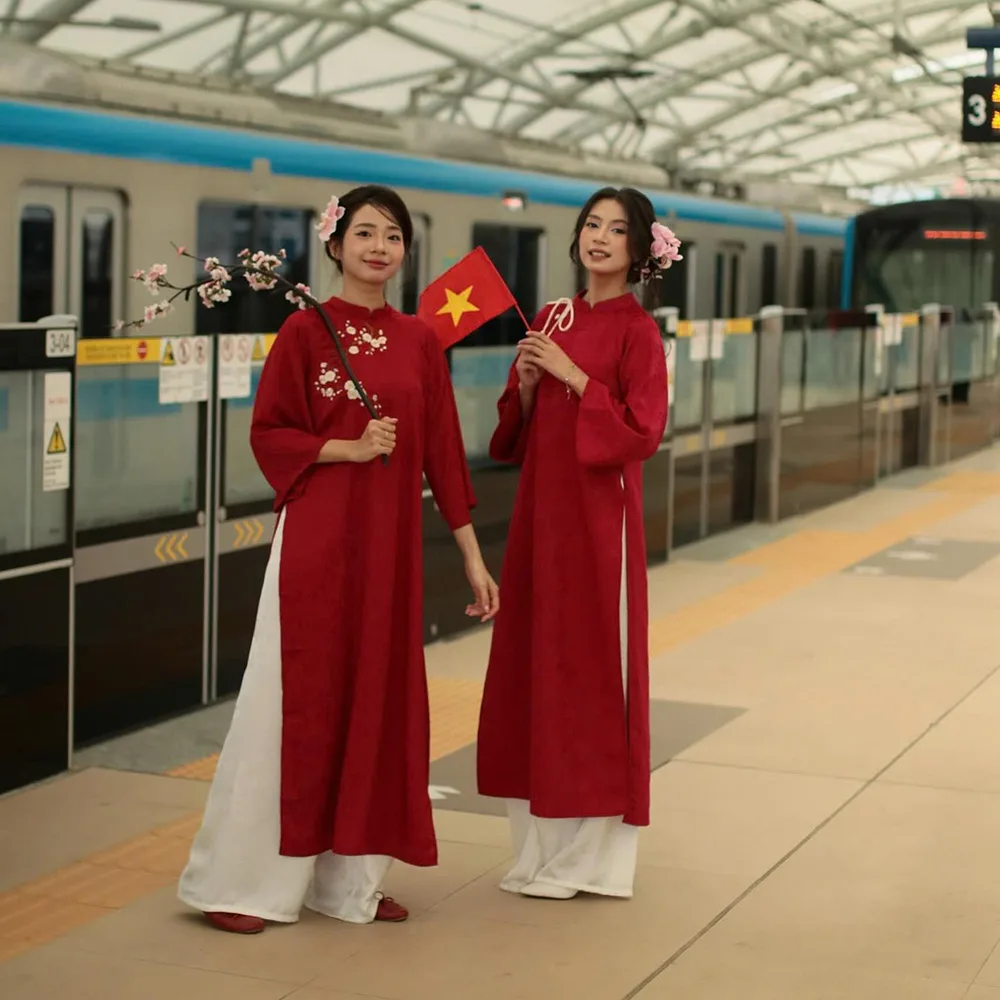 chụp áo dài ở ga metro