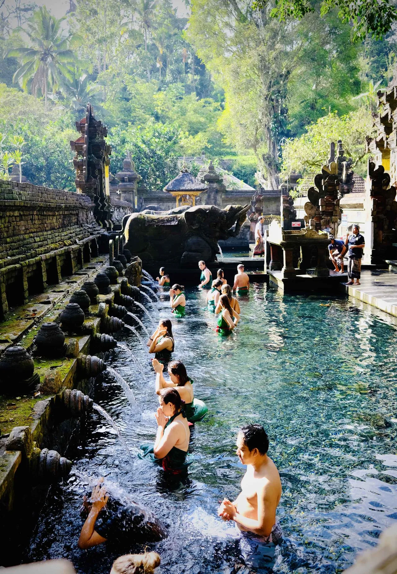 du lịch bể tắm lớn du lịch bể tắm lớn