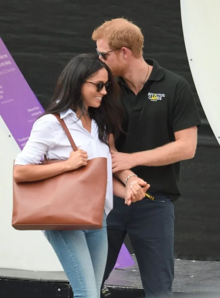 elle-viet-nam-15-dieu-meghan-markle-khong-duoc-phep-thuc-hien-khi-tro-thanh-nguoi-cua-hoang-gia-anh elle-viet-nam-15-dieu-meghan-markle-khong-duoc-phep-thuc-hien-khi-tro-thanh-nguoi-cua-hoang-gia-anh