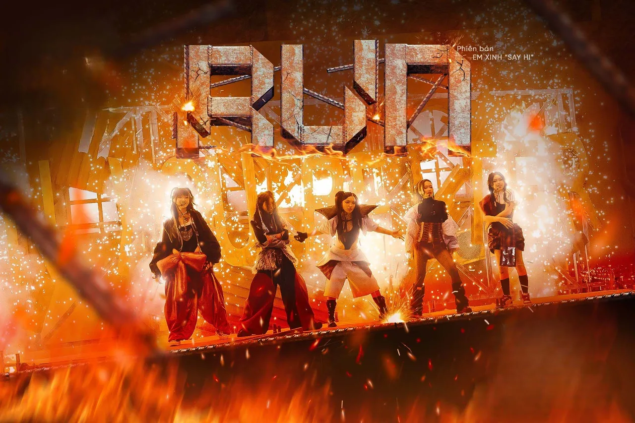 run mặt trăng ôm mặt trời