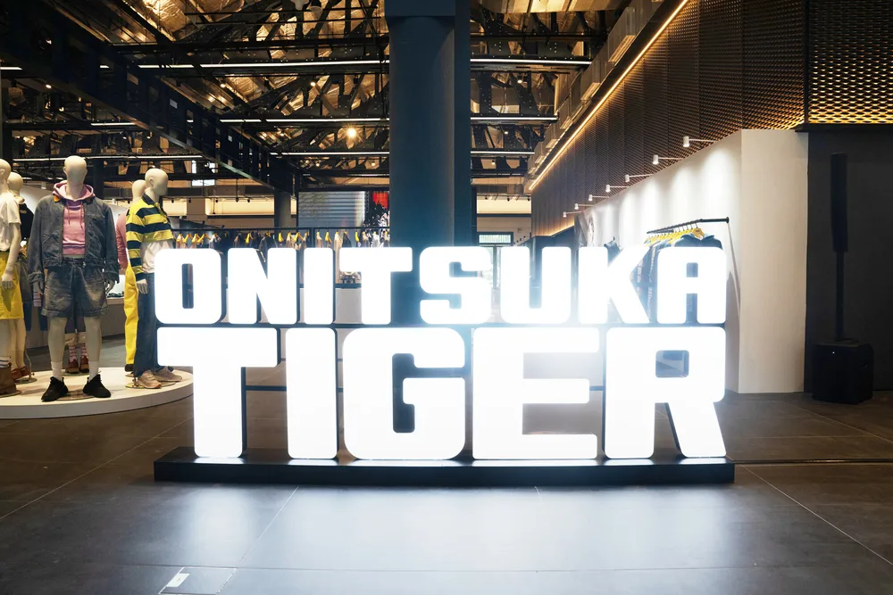 thương hiệu onitsuka tiger AW 2025