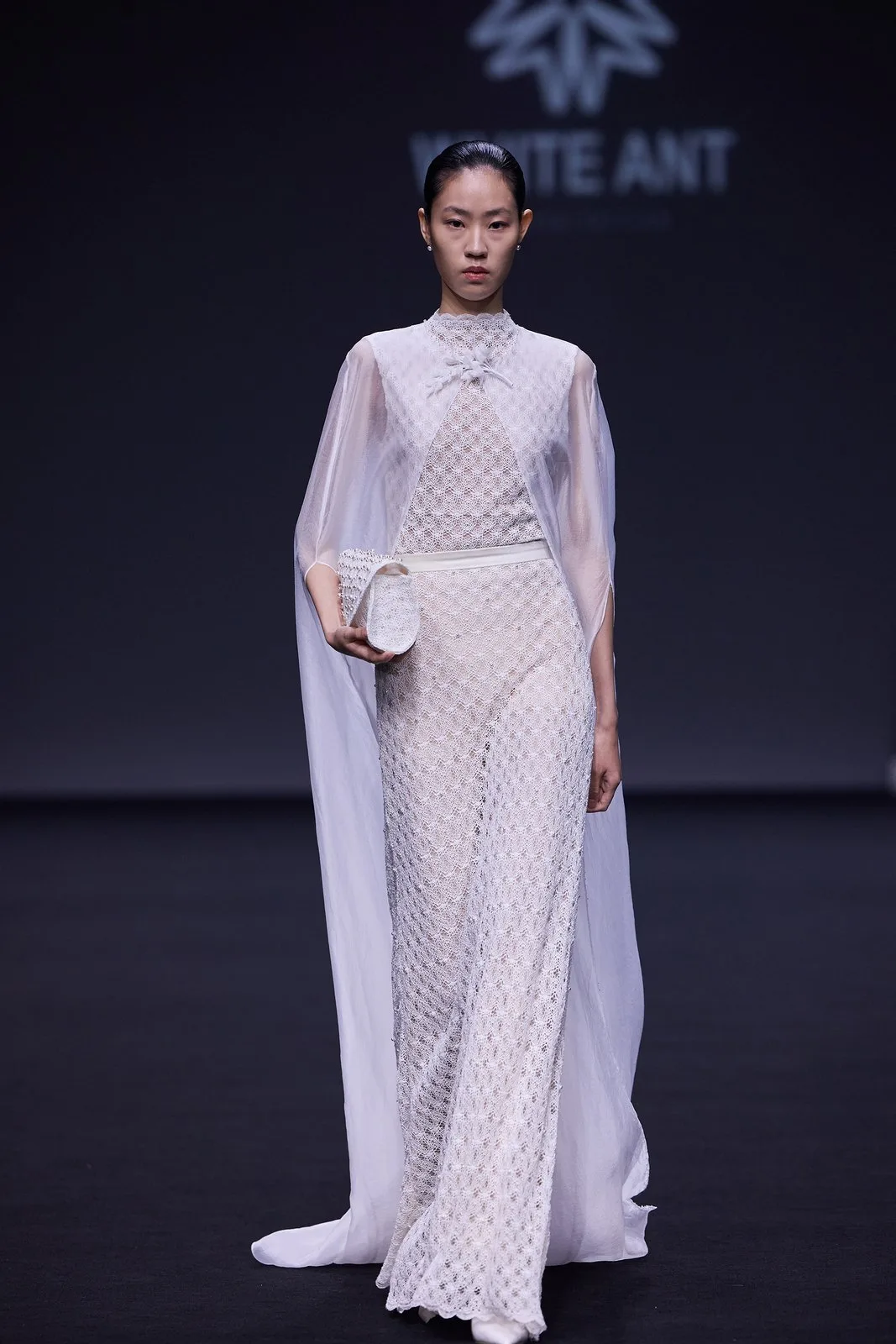 BST White Ant Thu-Đông 2026