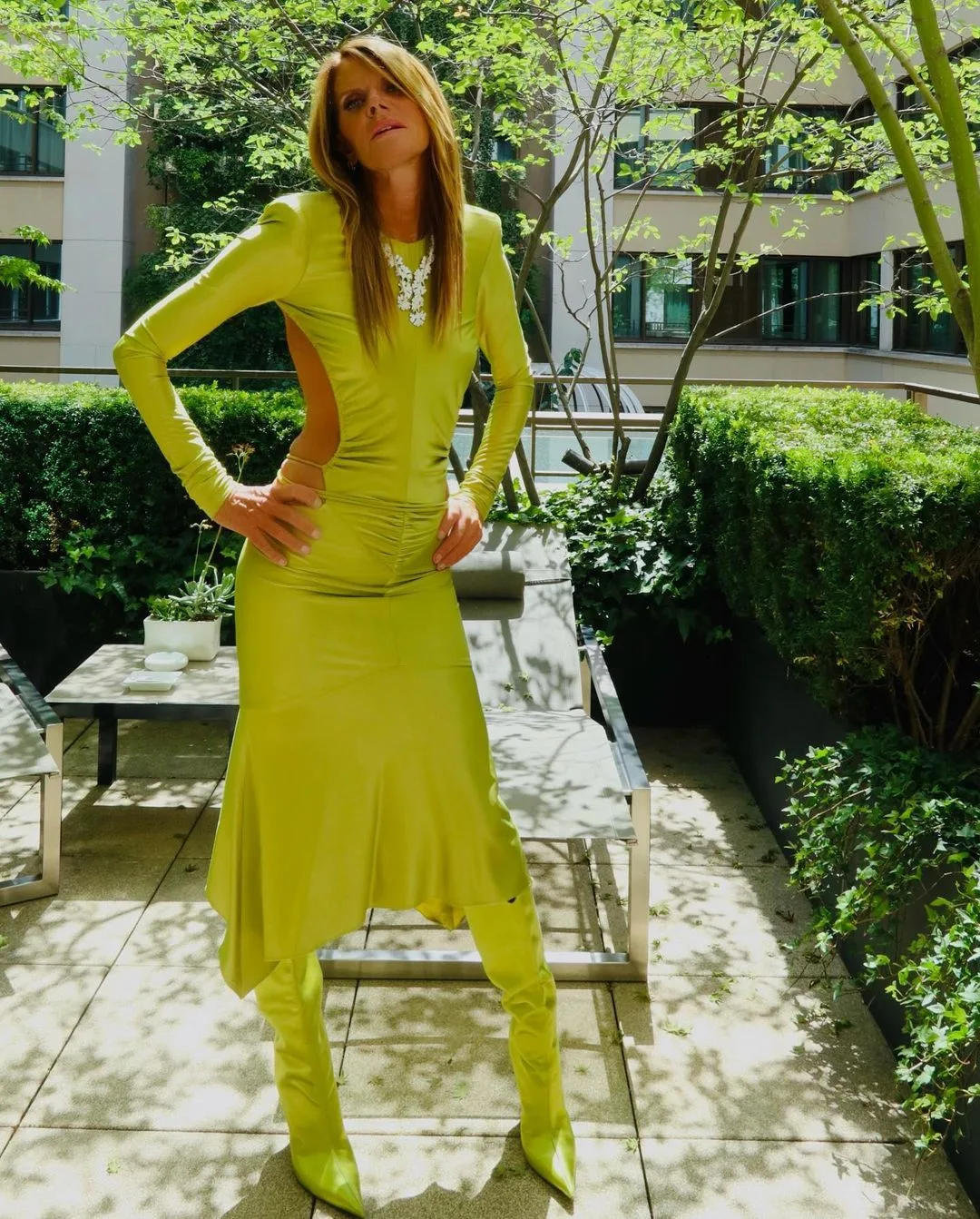 phong cách thời trang của biên tập viên thời trang Anna Dello Russo