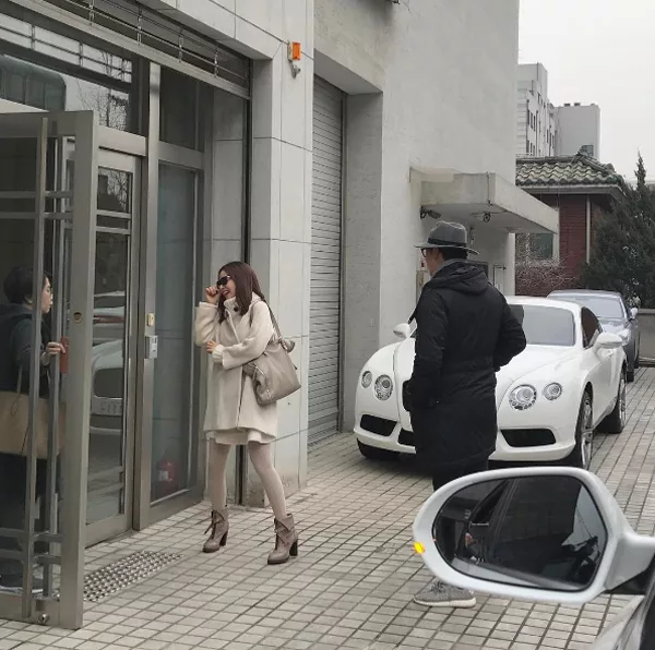 Ngọt ngào như tình yêu của Bi Rain dành cho Kim Tae Hee Ngọt ngào như tình yêu của Bi Rain dành cho Kim Tae Hee