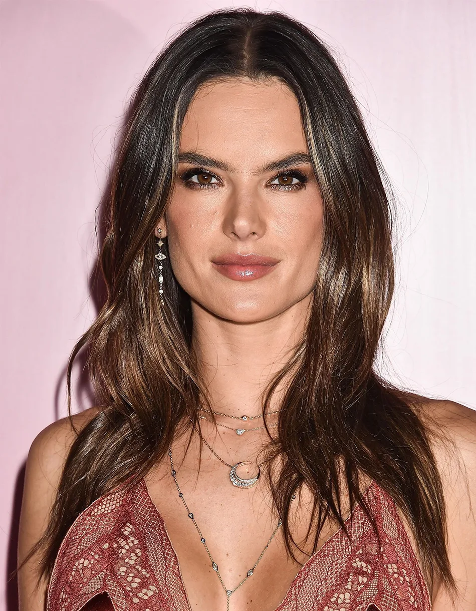 Alessandra Ambrosio và tóc layer Alessandra Ambrosio và tóc layer