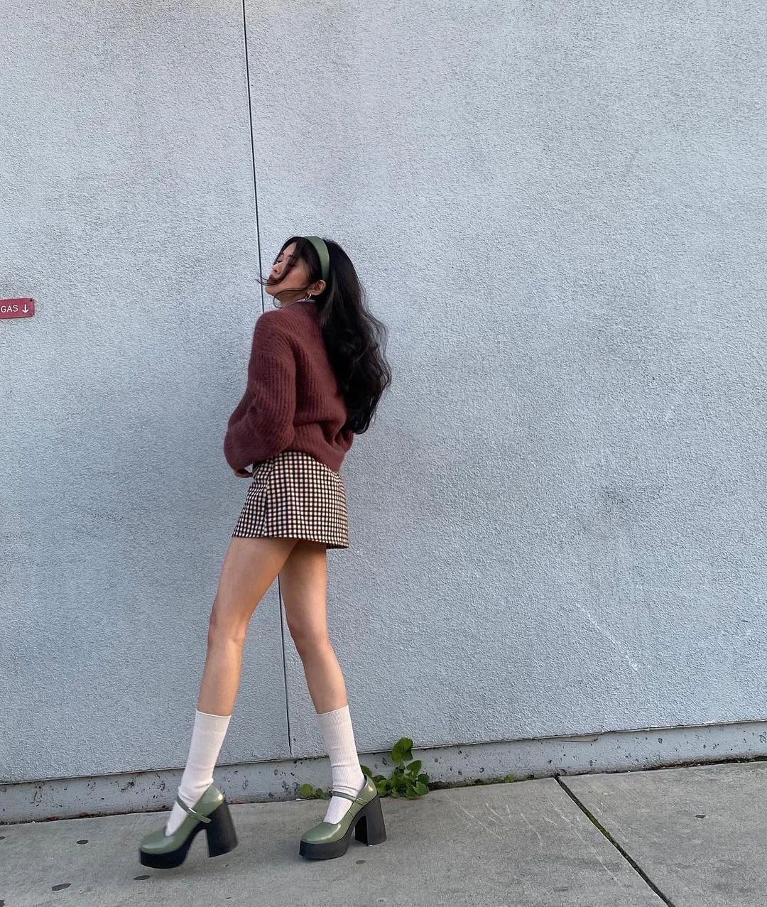 Preppy style với mary janes platform