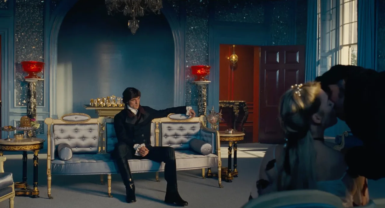 diễn viên Jacob Elordi trong vai Heathcliff phim Đồi gió hú