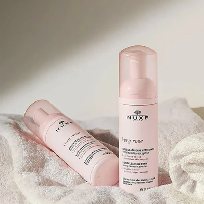 sữa rửa mặt nuxe rose
