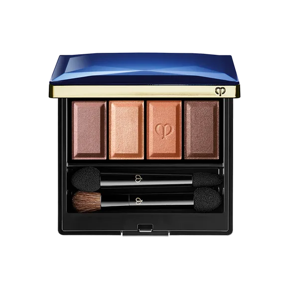 Clé de Peau Beauté Eye Color Quad 316 sở hữu màu sắc tươi tắn và dễ kết hợp. Clé de Peau Beauté Eye Color Quad 316 sở hữu màu sắc tươi tắn và dễ kết hợp.