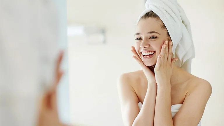 Khăn tẩy trang giúp làm sạch sâu cho da Khăn tẩy trang giúp làm sạch sâu cho da