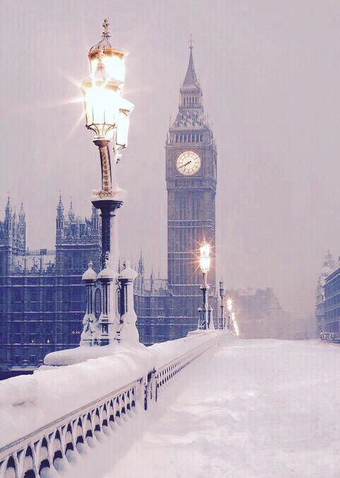 tết cổ truyền - tháp big ben - elle vietnam