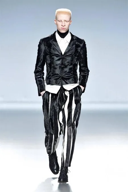 vẻ đẹp đạc biệt của làng thời trang Shaun Ross