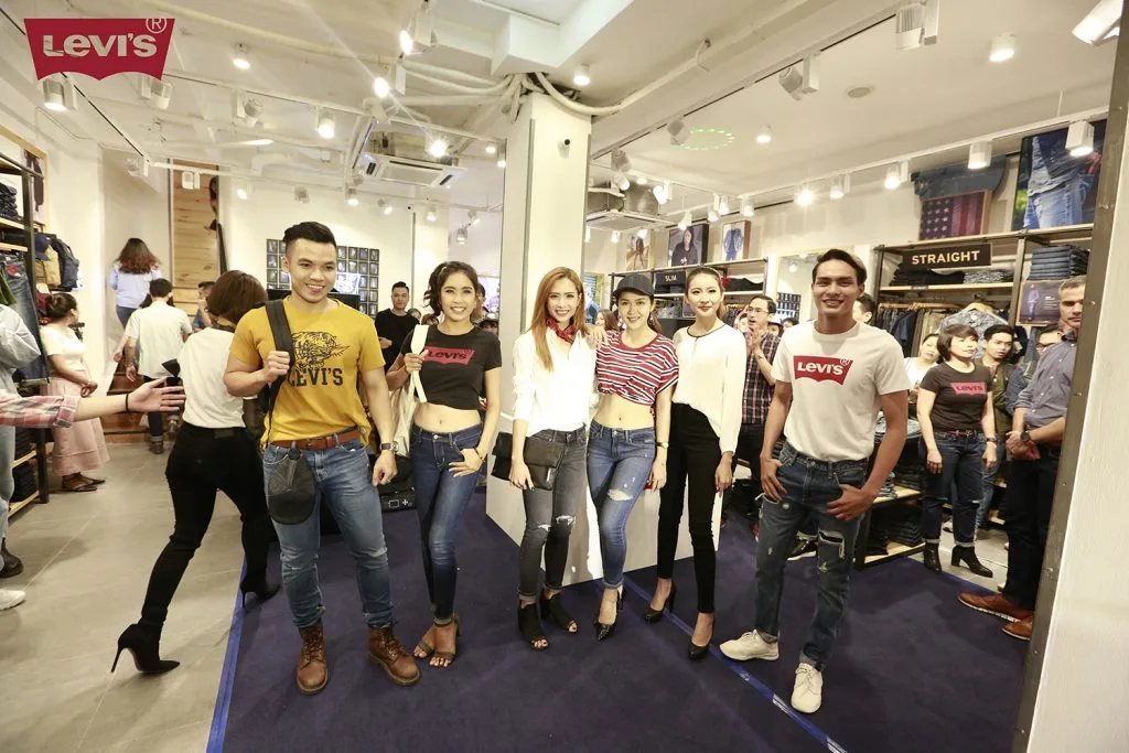 khách mời khách mời