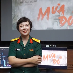 Mưa Đỏ Đặng Thái Huyền