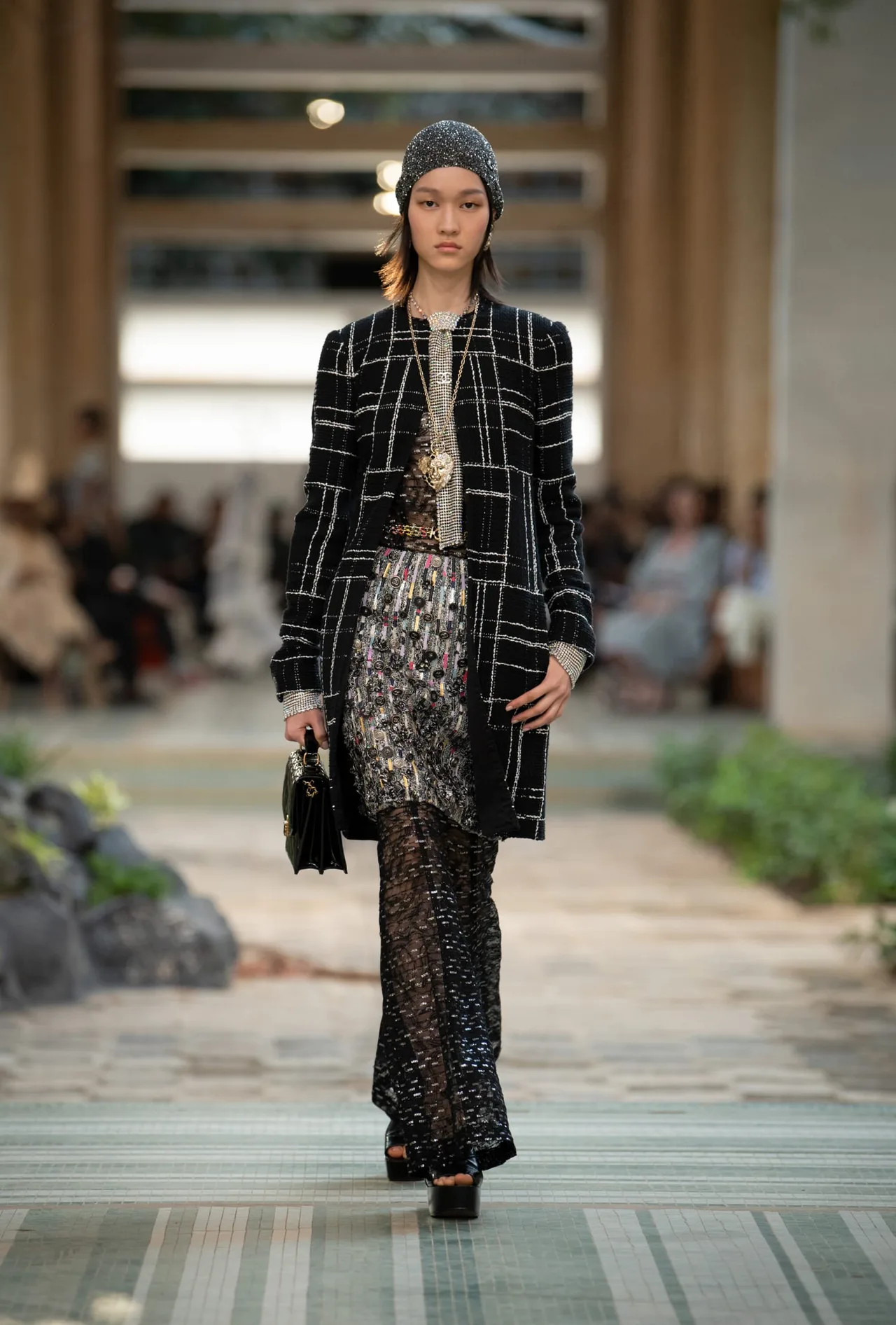 CHANEL Metiers d art DAKAR 2023 look 59