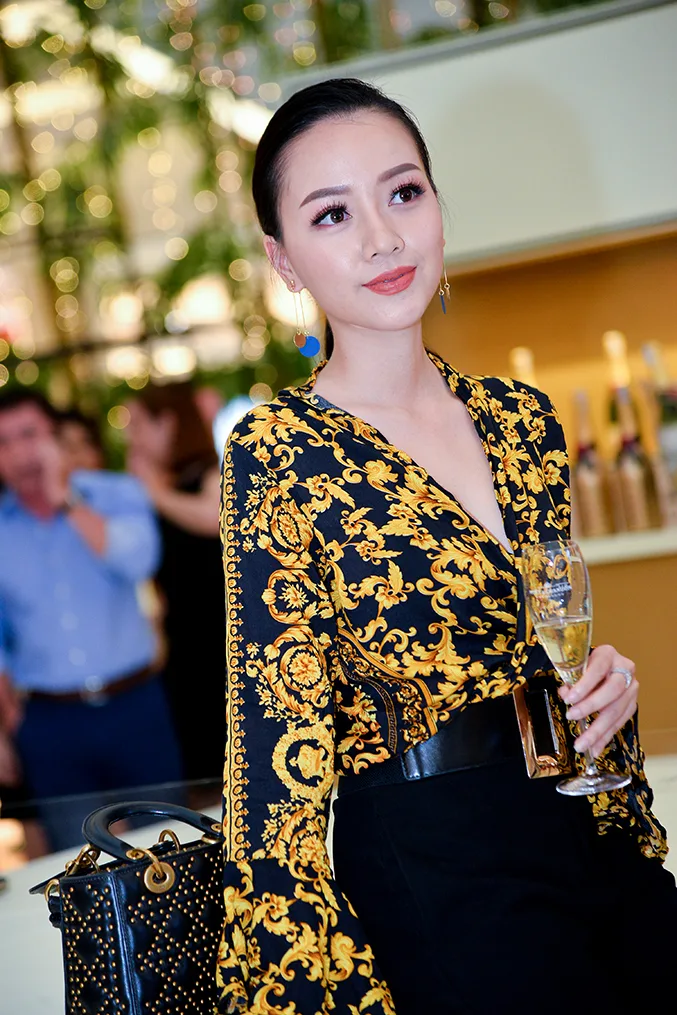 Moët & Chandon 4 Moët & Chandon 4
