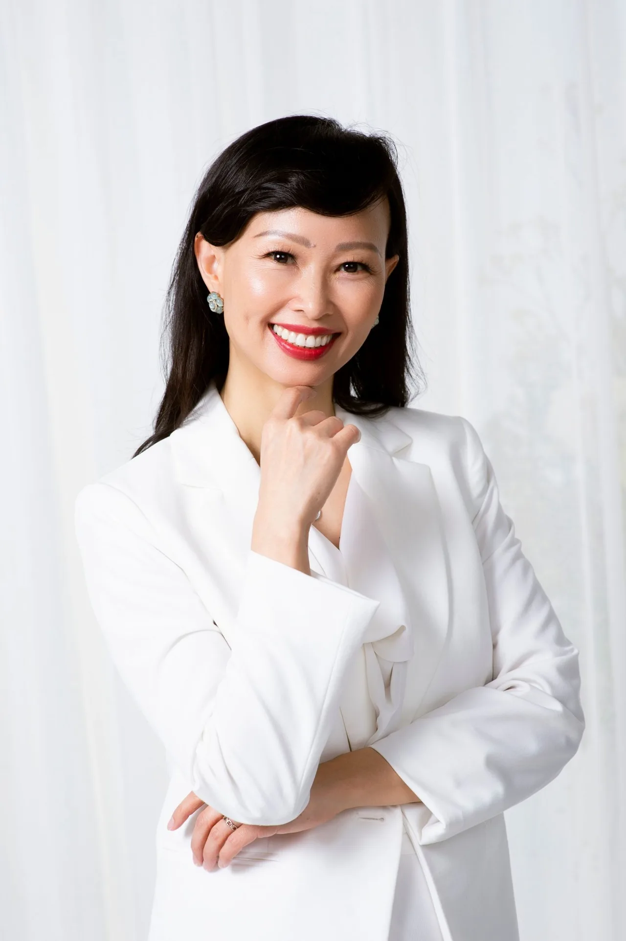 Doanh nhân Thái Vân Linh. Doanh nhân Thái Vân Linh.