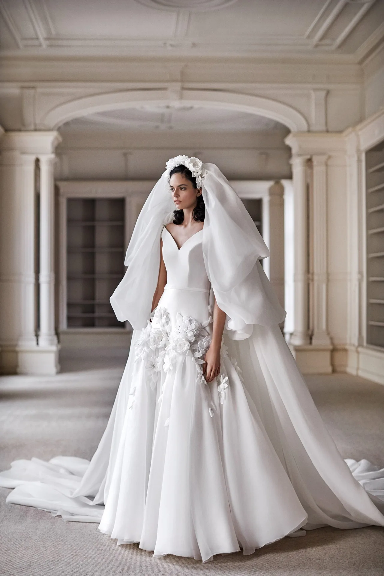 Váy cưới Viktor Rolf 2021
