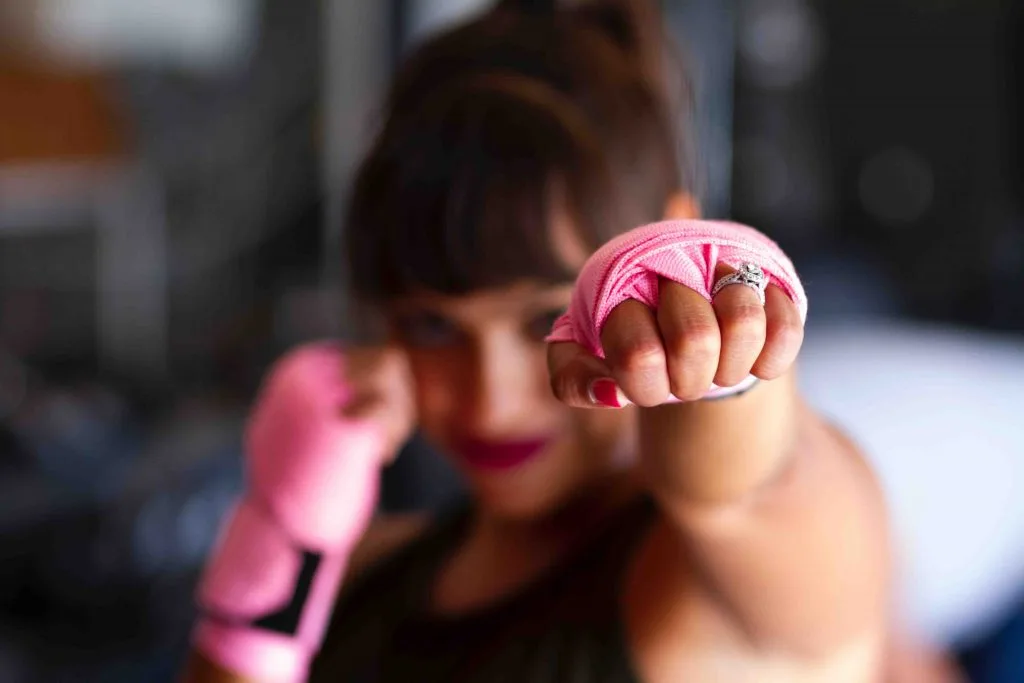 cô gái tập boxing