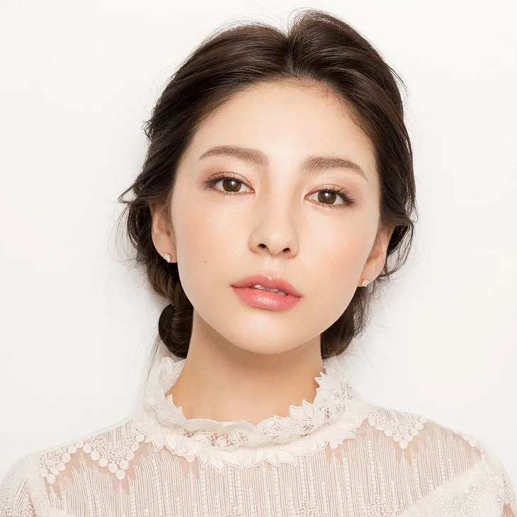 xu hướng trang điểm 001 xu hướng trang điểm 001