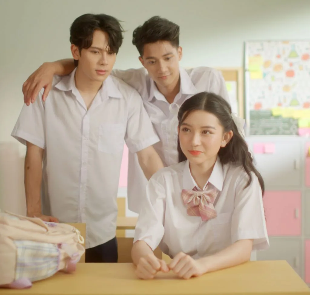 Bộ phim Dear Klairs tình đầu quốc dân. Bộ phim Dear Klairs tình đầu quốc dân.