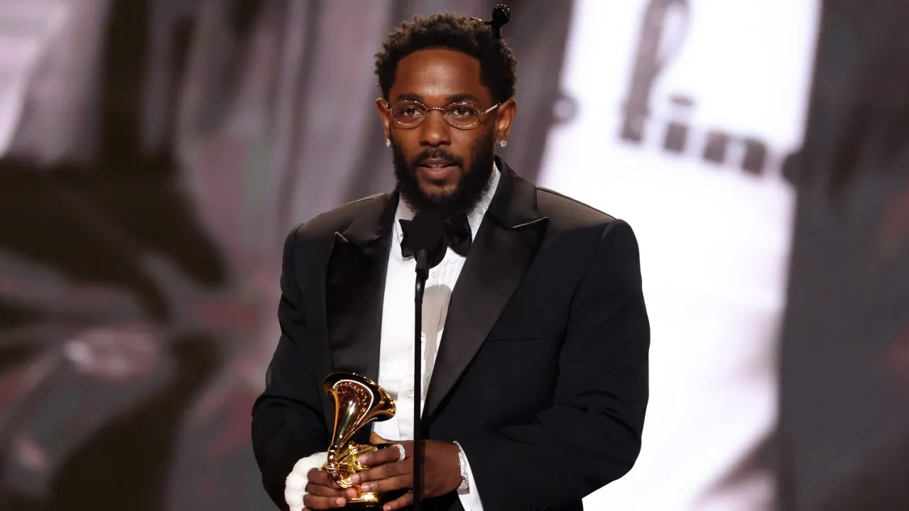 Nam rapper Kendrick Lamar đạt giải tại Grammy 2026.
