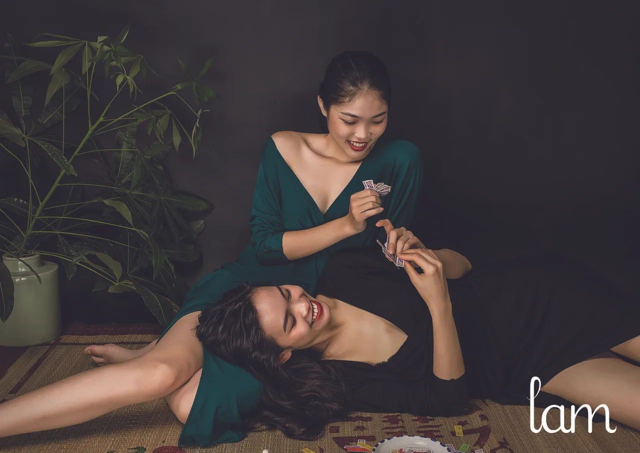 Wrapping Dress - Điểm nhấn trong bộ sưu tập Chiếu Hoa Tứ Sắc 02