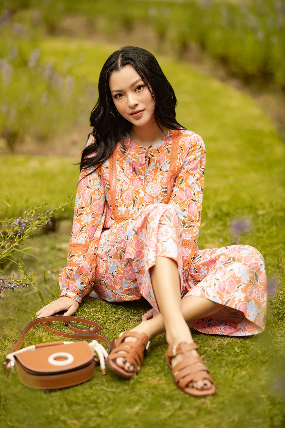 Lương Thùy Linh diện thiết kế trong BST mùa Hè 2022 của MAX&Co.