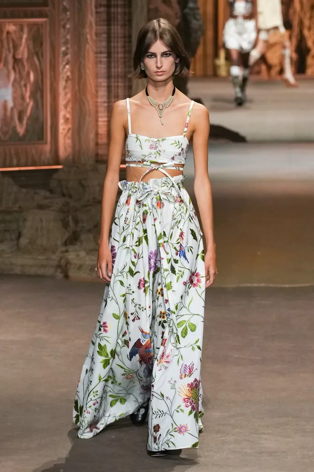 CD xuân hè 2023 look 58