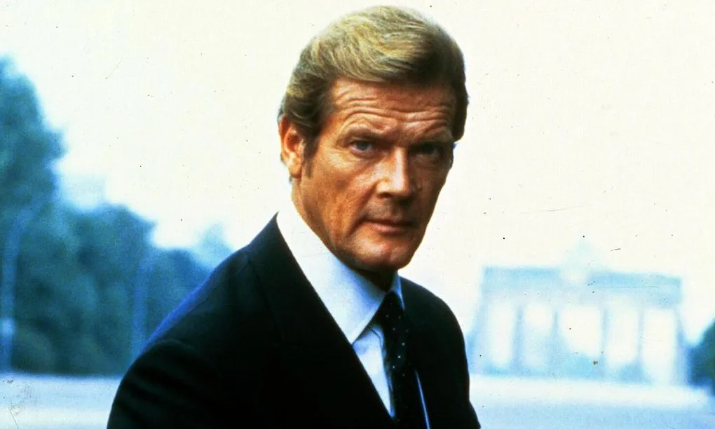 roger moore - elle viet nam 2