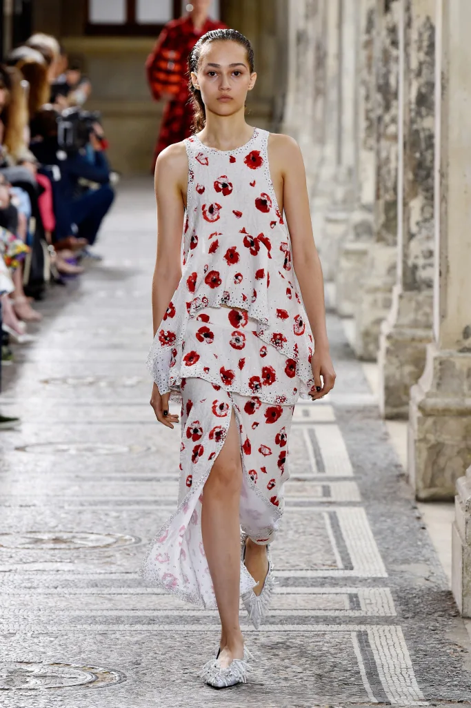 Proenza Schouler ấn tượng tại Paris Haute Couture