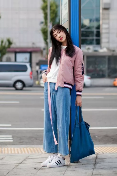Thời trang đường phố là phương tiện truyền tải cái nhìn thẩm mỹ cá nhân một cách trực diện.
