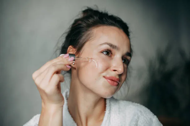 Retinol là thành phần chăm sóc da duy nhất được chứng minh lâm sàng để chống lại mọi dấu hiệu lão hóa