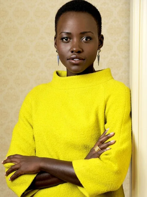 Tài năng và sở hữu vẻ đẹp đặc trưng của phụ nữ châu Phi, Lupita Nyong'o thể hiện được khí chất và vẻ đẹp của người phụ nữ Lancôme
