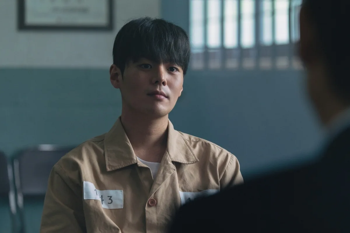 Lee Woo Gyeom (Ryeoun) trong Hoa Máu (Bloody Flower) 2