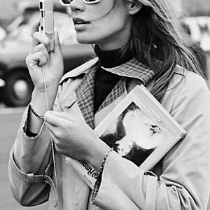 Biểu tượng thời trang đường phố thập niên 60- Francoise Hardy elle vietnam