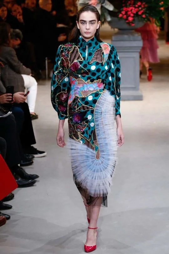 Những BST nổi bật tại tuần lễ Haute Couture Xuân-Hè 2017 - ELLE VN