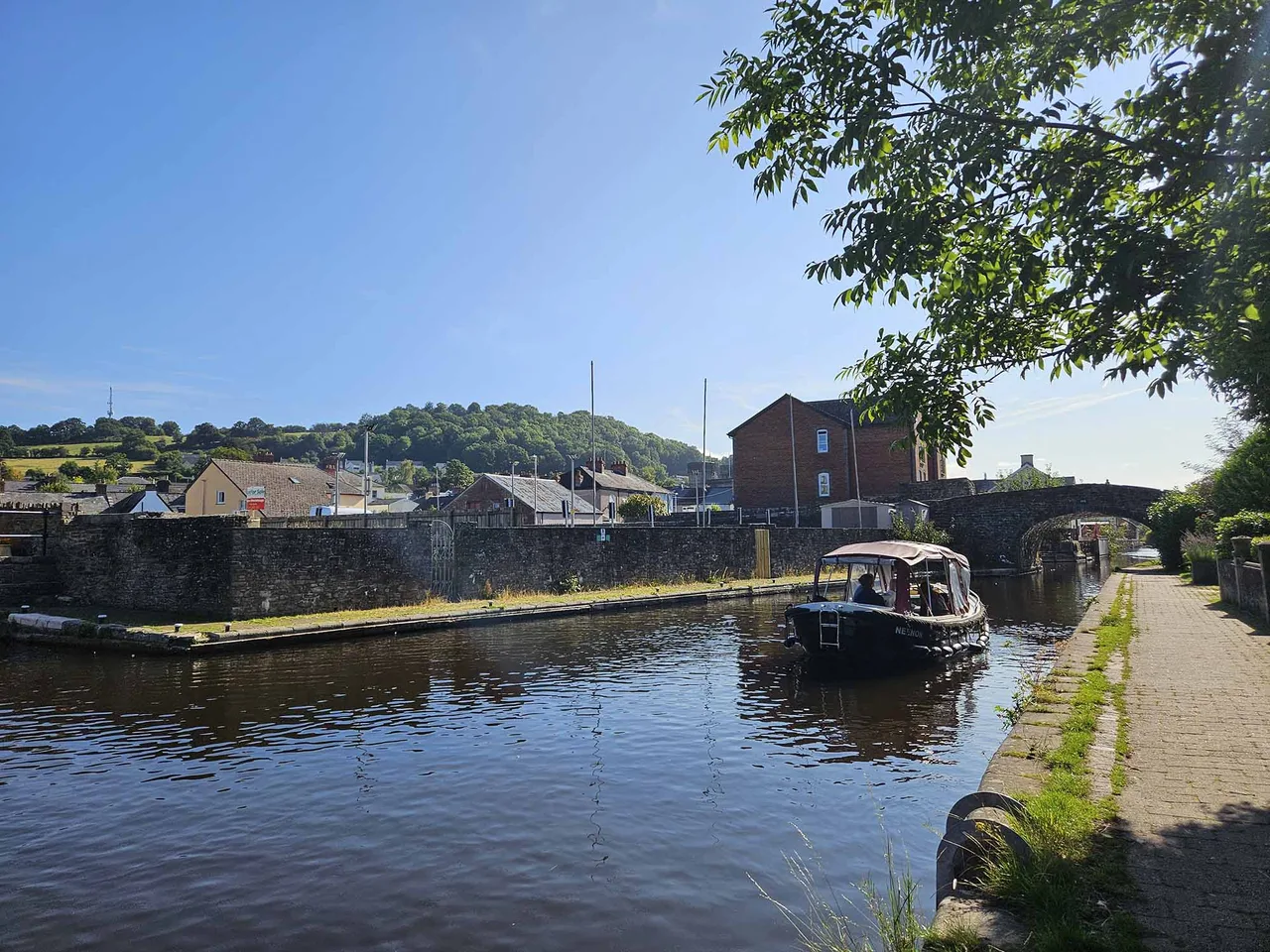 wales kênh đào breacon kênh đào brecon bên bờ