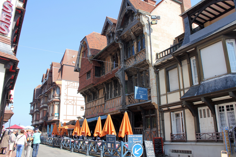 du-lich-phap-etretat-elle-vietnam-8