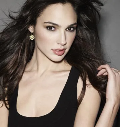 Gal-Gadot-8