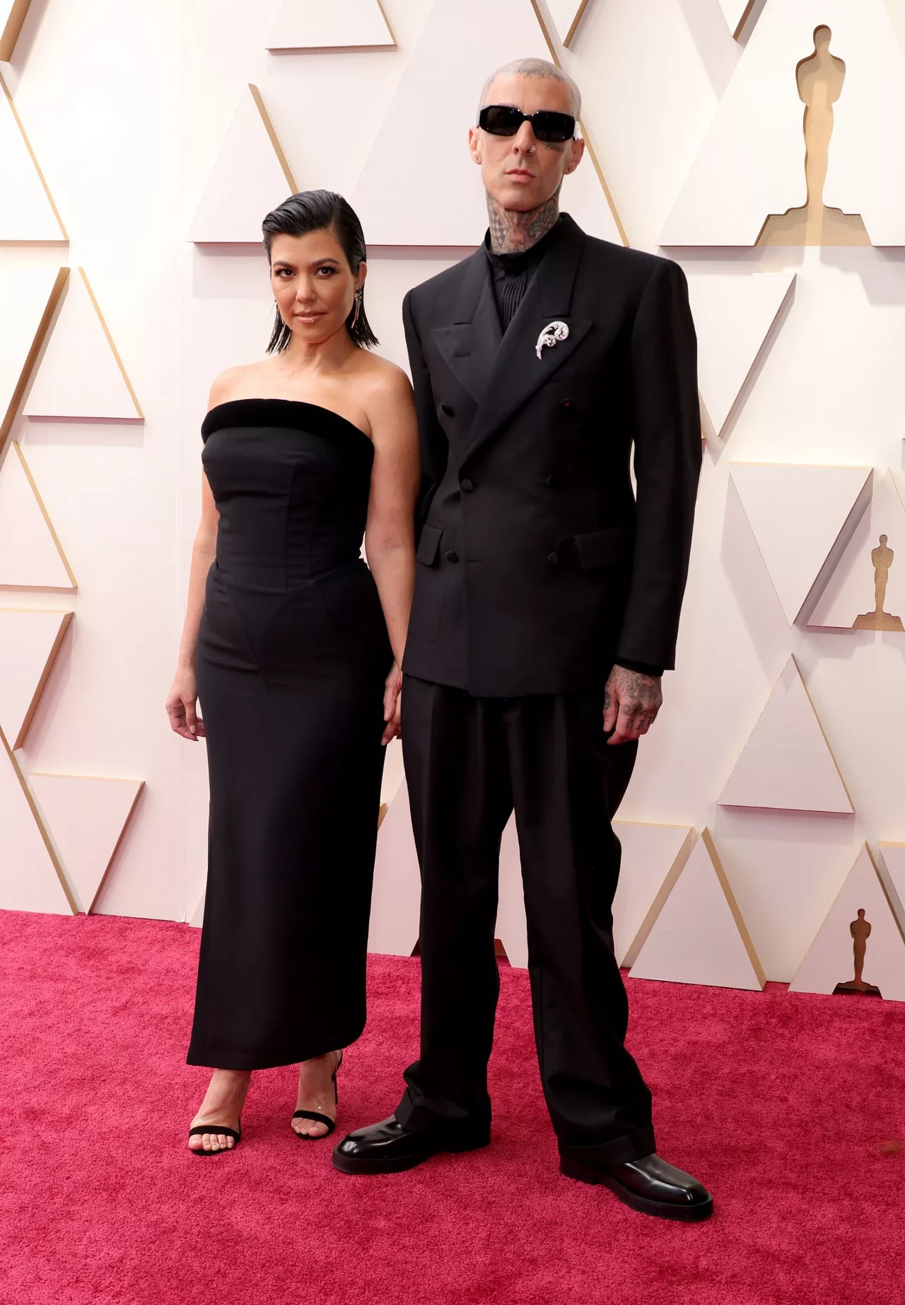 Kourtney Kardashian thảm đỏ oscar 2022