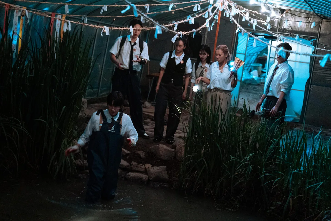 Phần The Secret of Beaksudam trong Agents of Mystery mùa 2.