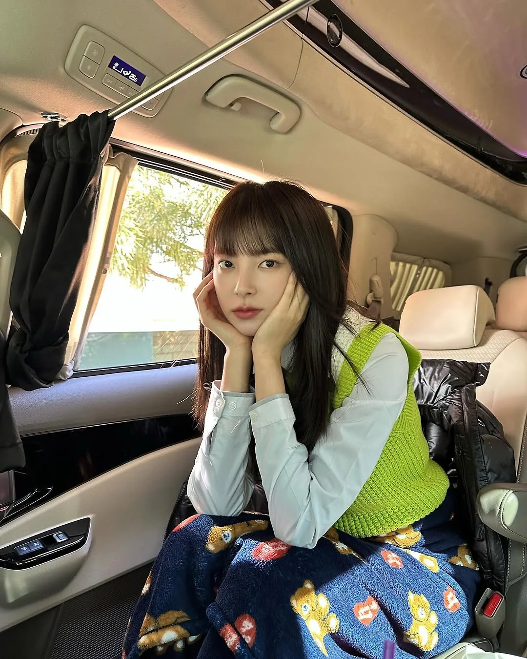 The Study Group Shin Soo Hyun diện sơ mi