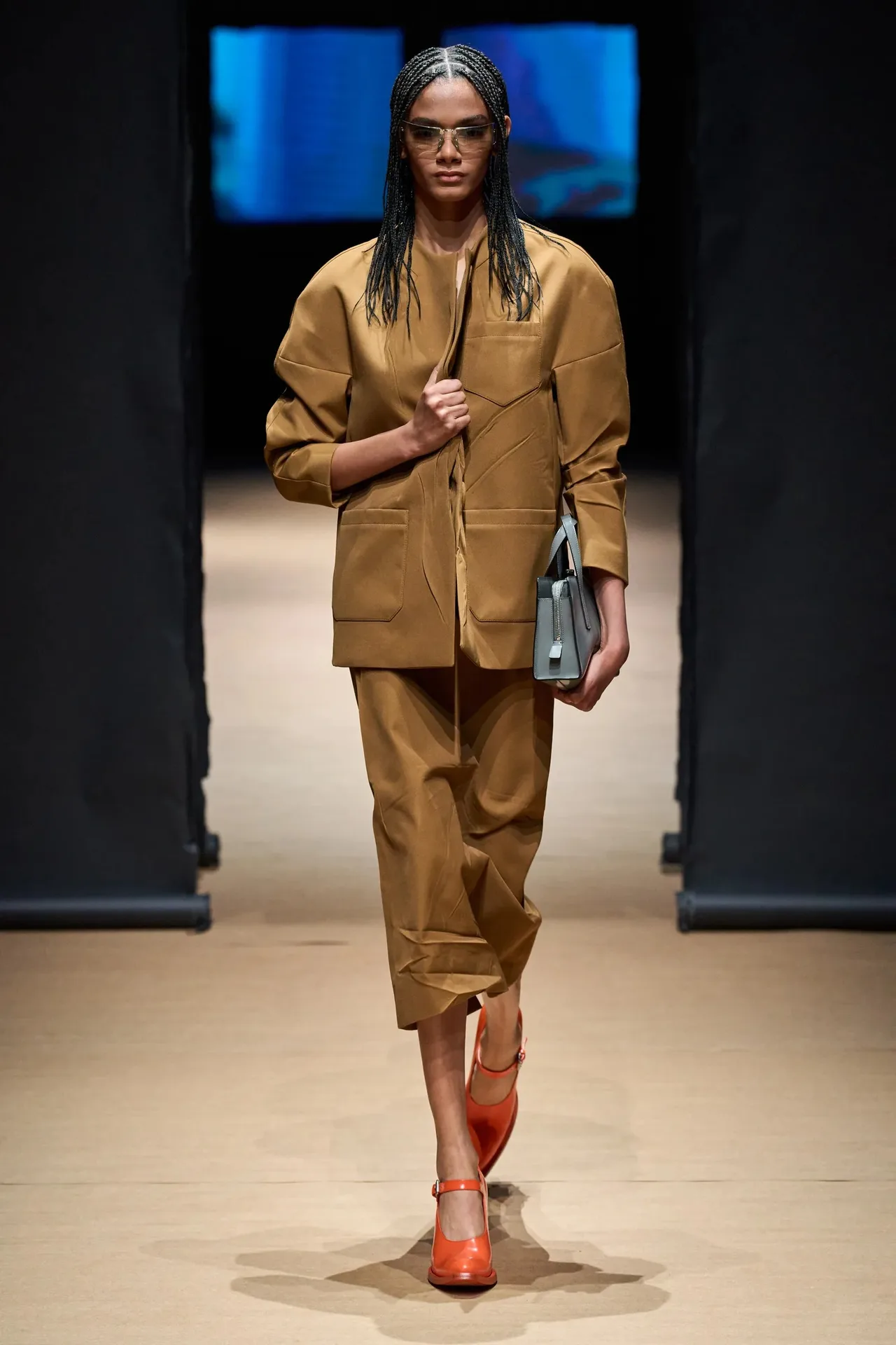 Prada Xuân Hè 2023 look 15