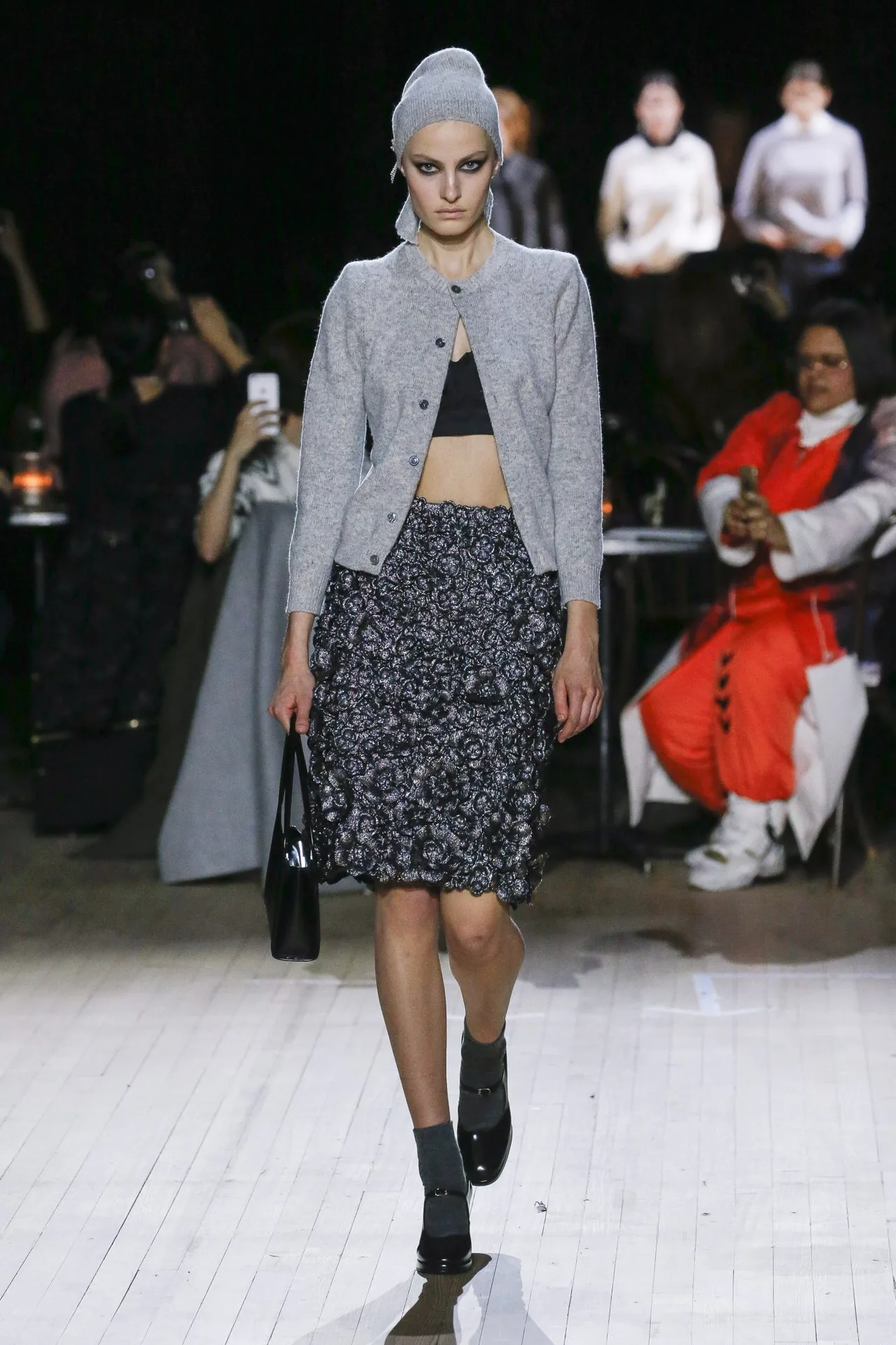 áo cardigarn tron Marc Jacobs Fall 2020