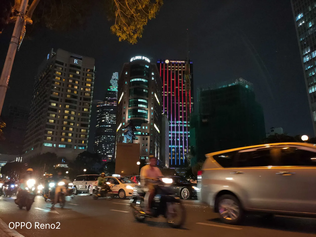 oppo reno2 v Dzung Yoko - PR4 - elle vietnam 16